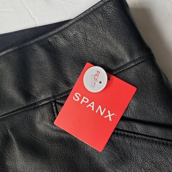 Spanx Leather Like Flare Leg Stretch Pull On Luxe Black Pants - Picture 5 of 16